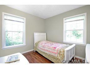 124 Joyner Avenue - Photo 13