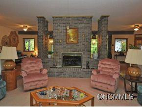 480 EMERALD HILLS DR. - Photo 9