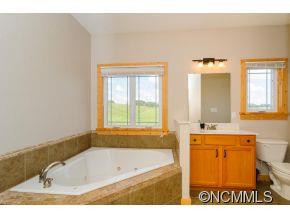 10 Benzington Way - Photo 17