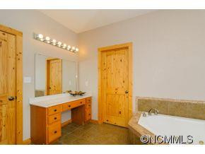 10 Benzington Way - Photo 18