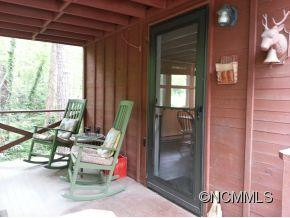 620 Laurel Avenue - Photo 2