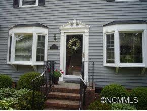 2 WESTMINSTER DRIVE - Photo 2