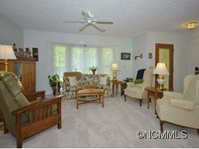 213 TRAPPERS TRAIL - Photo 2