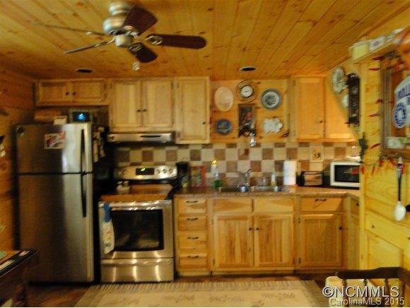 1451 Upper Browns Creek Rd - Photo 6