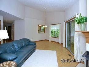 910 S. PARK PLACE - Photo 5