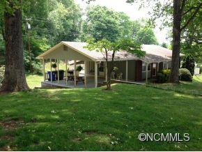 3 Compton Drive