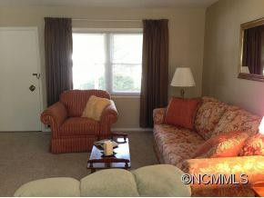 3 Compton Drive - Photo 2