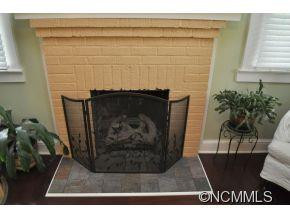 1207 WILLOW ROAD - Photo 6