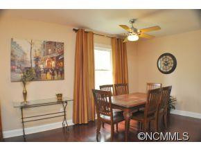 1207 WILLOW ROAD - Photo 8