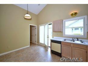 8 TISHA LANE - Photo 7