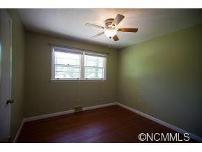 109 Sycamore Dr - Photo 13