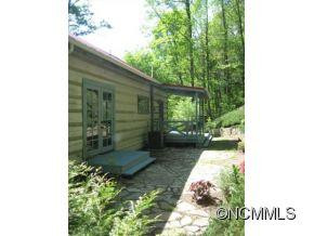1052 Springbrook Farm Road - Photo 5