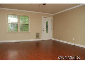 301 Nicholson Creek Rd - Photo 2