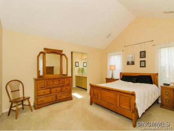 44 Park Avenue - Photo 13