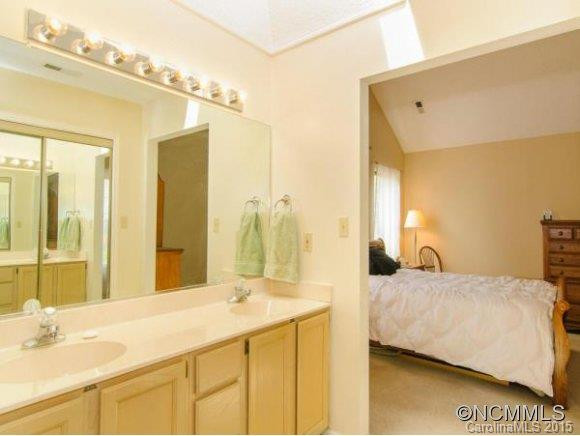 44 Park Avenue - Photo 15