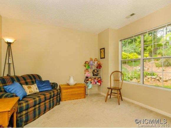 44 Park Avenue - Photo 18