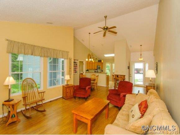44 Park Avenue - Photo 4