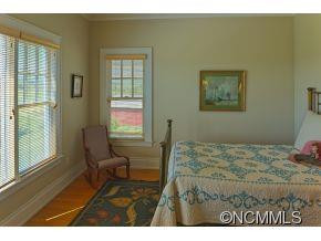 811 Ramsey Snelson - Photo 15