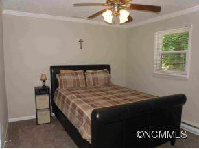 71 Hemlock St - Photo 11