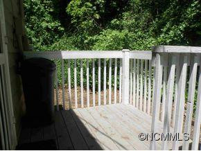 71 Hemlock St - Photo 16