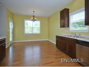 64 CHOWAN DR - Photo 10