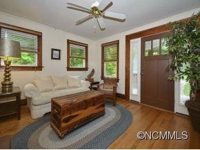 1047 HEBRON ROAD - Photo 2