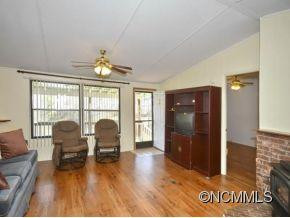 22 IVY PARK DRIVE - Photo 2