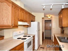22 IVY PARK DRIVE - Photo 4