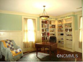 530 1st AVENUE WEST - Photo 17