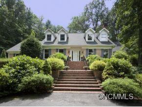 1 STUYVESANT CRESCENT