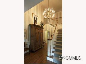 1 STUYVESANT CRESCENT - Photo 2