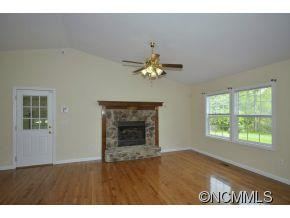 63 Baker Dr - Photo 4