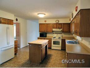 558 Brickyard Road - Photo 5
