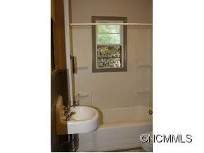 73 Bradley Street - Photo 13