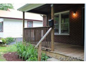 73 Bradley Street - Photo 4