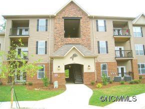181 Brickton Village Circle #208