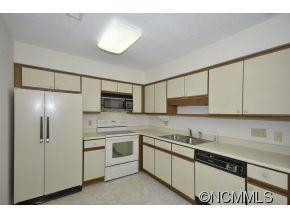 1803 Abbey Circle - Photo 5