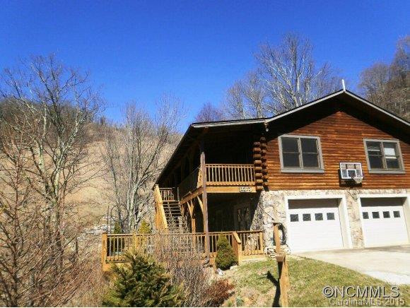 887 Nilles Trail