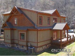 1744 Shepherds Creek Road - Photo 2