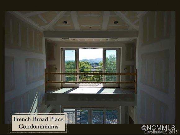 29 West French Broad St, Unit 410 - Photo 5