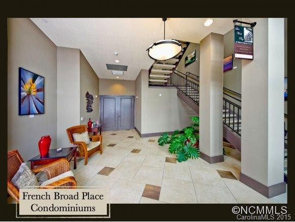 29 West French Broad St, Unit 410 - Photo 8