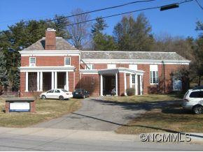 1 Sunset Parkway - Photo 2