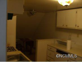 1 Sunset Parkway - Photo 17