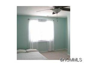 77 Farington Circle - Photo 16