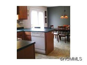 77 Farington Circle - Photo 5