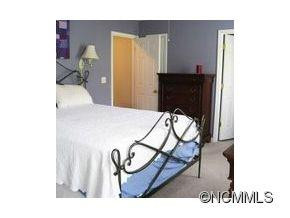77 Farington Circle - Photo 10