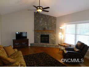 24 RIDGE GLEN - Photo 4