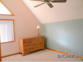 670 Parkway Drive - Photo 10
