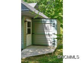 315 Inverness Court - Photo 2
