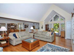 315 Inverness Court - Photo 6